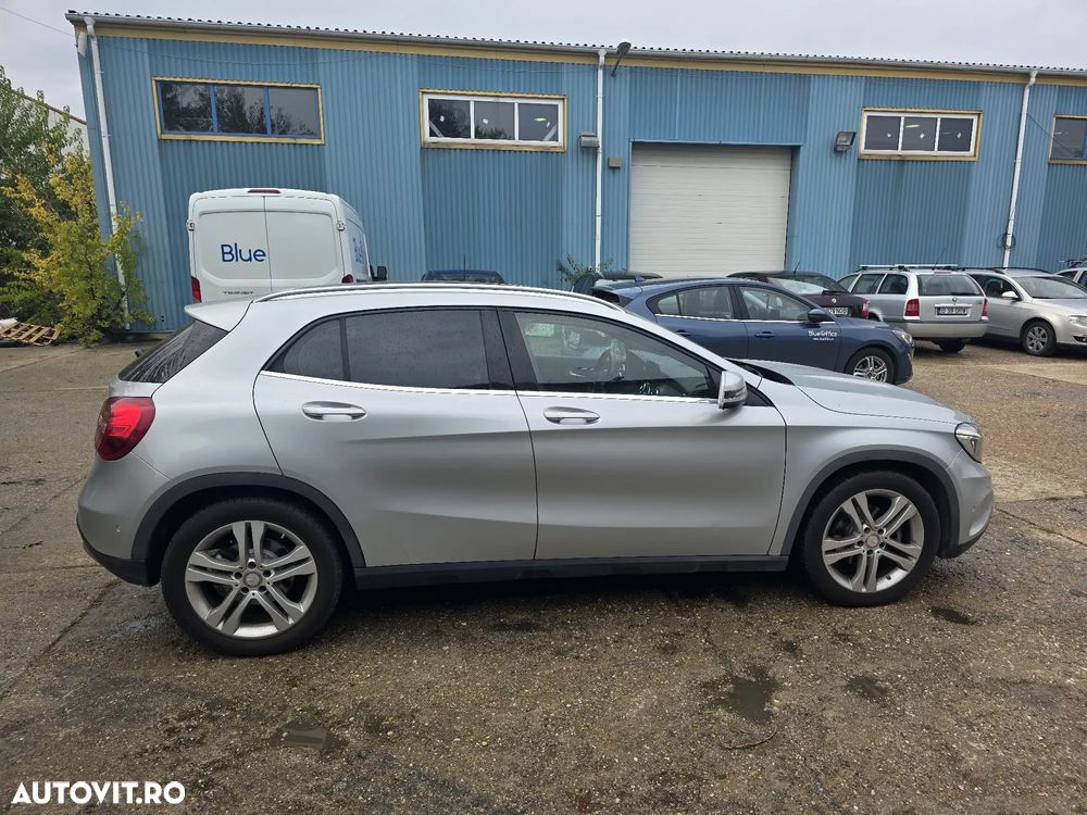Mercedes-Benz GLA 200 (CDI) d 4Matic 7G-DCT - 18