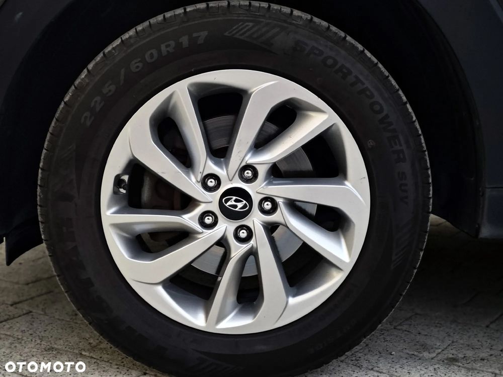 Hyundai Tucson 1.6 GDI BlueDrive Design 2WD - 28