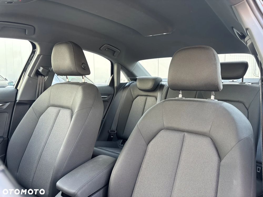 Audi A3 Limousine 35 TFSI mHEV S tronic - 12