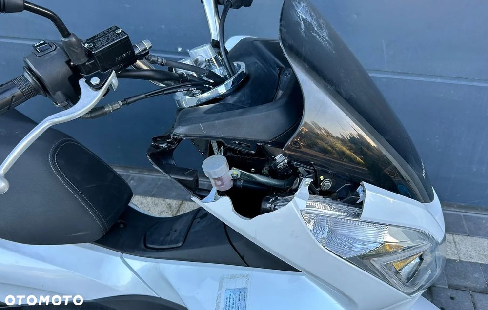 Honda PCX - 7