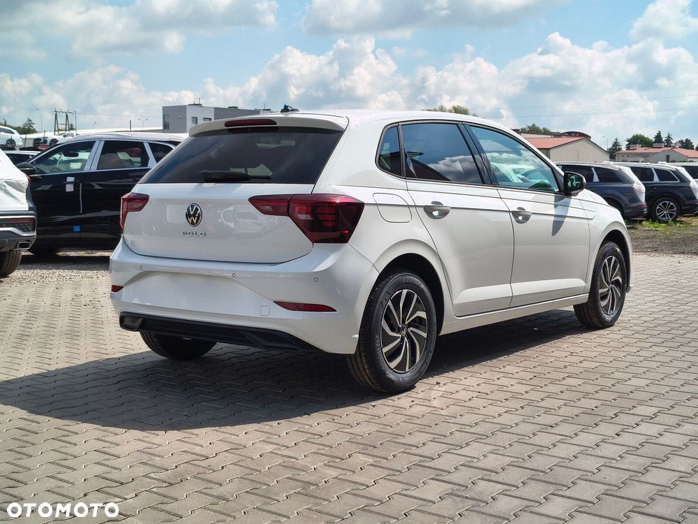 Volkswagen Polo - 7