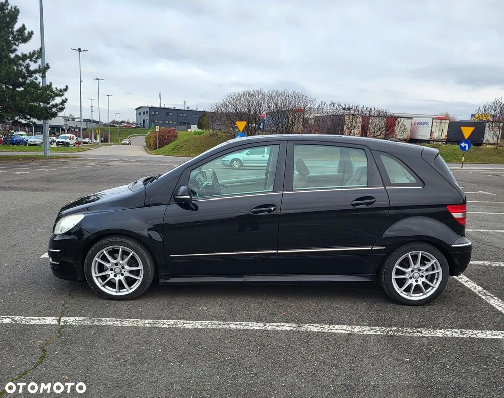 Mercedes-Benz Klasa B 200 CDI Autotronic - 4
