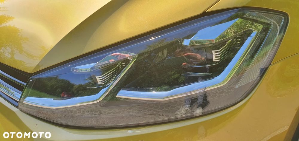 Volkswagen Golf 1.4 TSI BMT Highline - 8