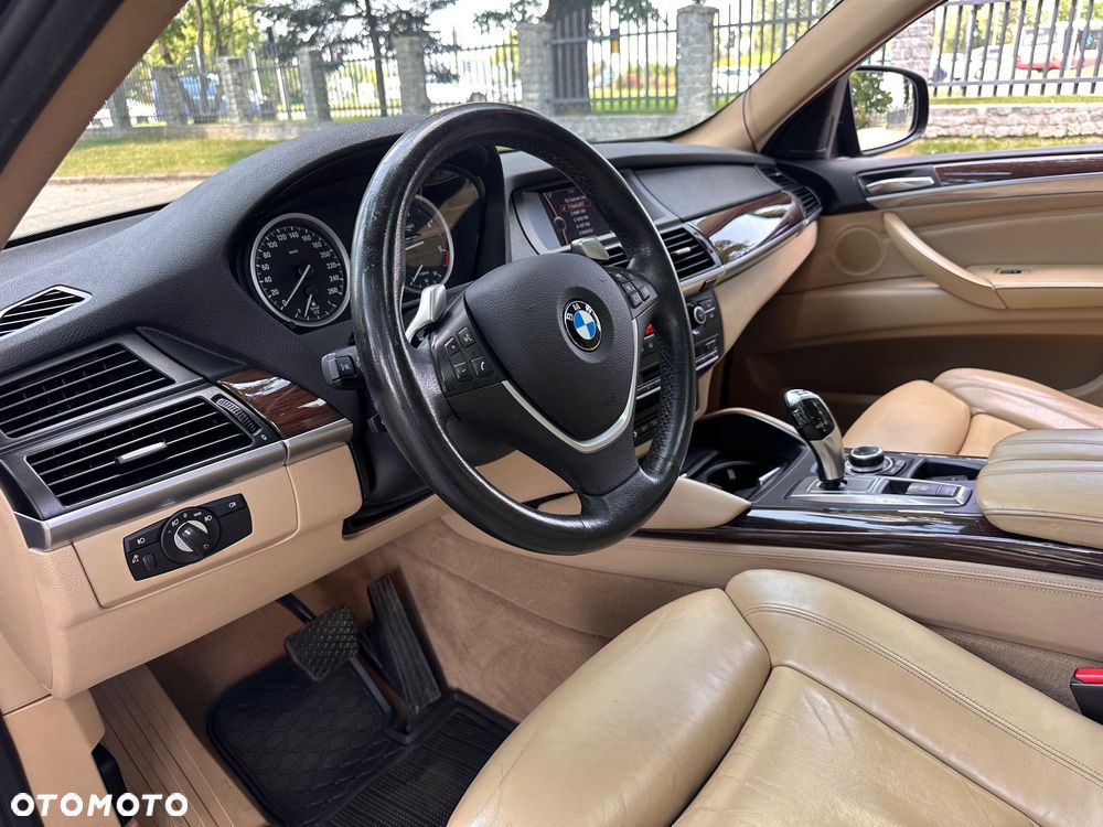 BMW X6 - 13