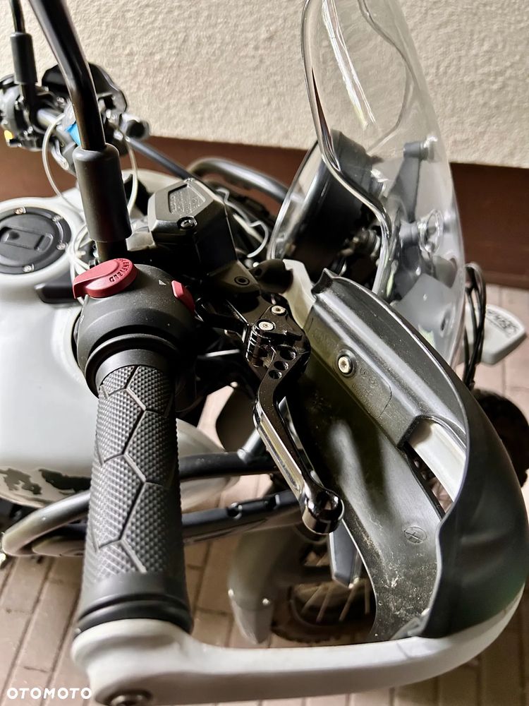 Royal Enfield Himalayan - 9