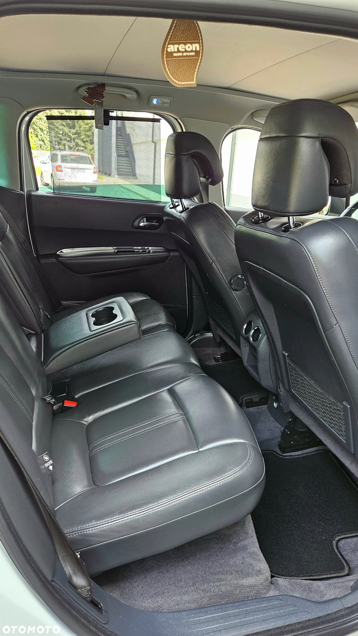Peugeot 3008 1.6 Allure - 16