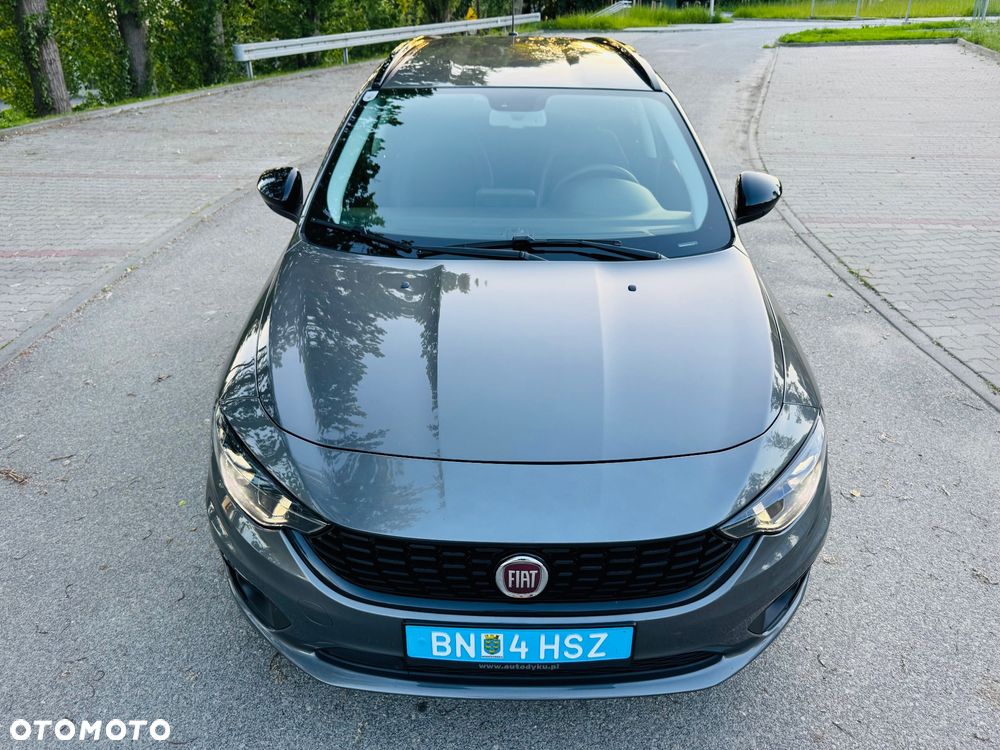Fiat Tipo 1.6 MultiJet DCT Lounge - 3