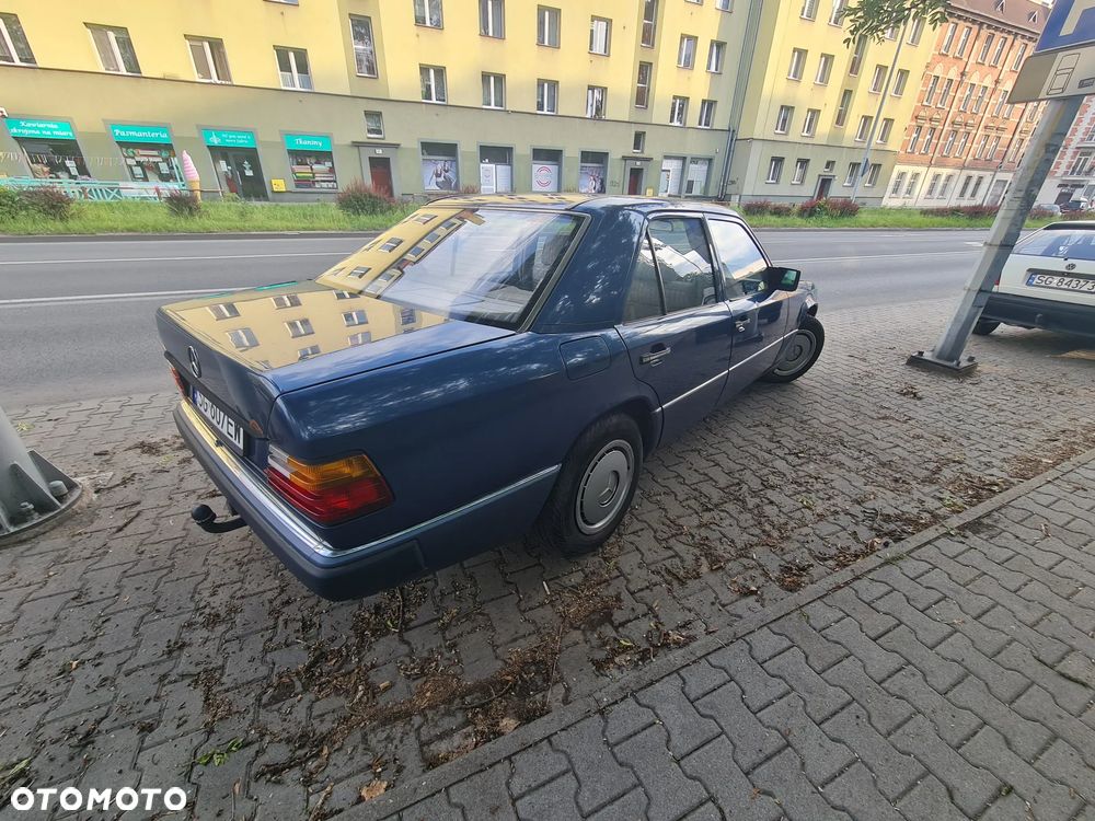 Mercedes-Benz W124 (1984-1993) - 2