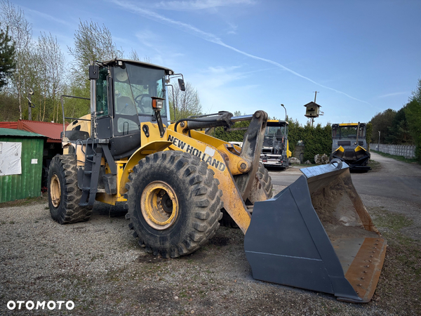New Holland W270B ładowarka 24tony 4,5m3 2007r bez luzów CUMINS