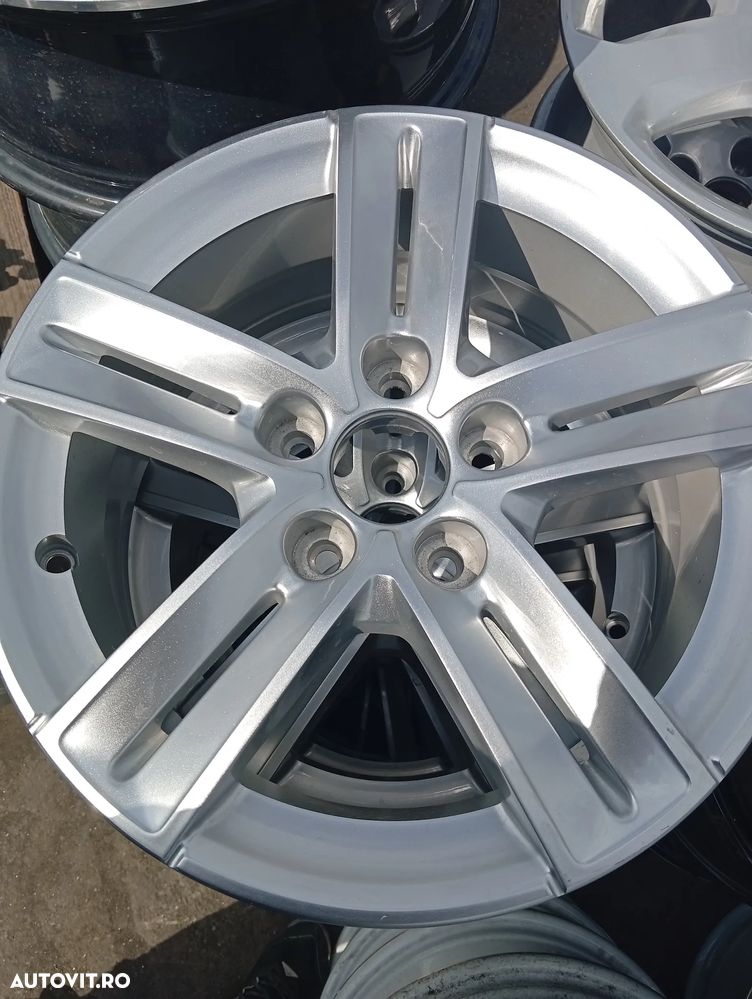 Jante Peugeot Nou R15 - 2