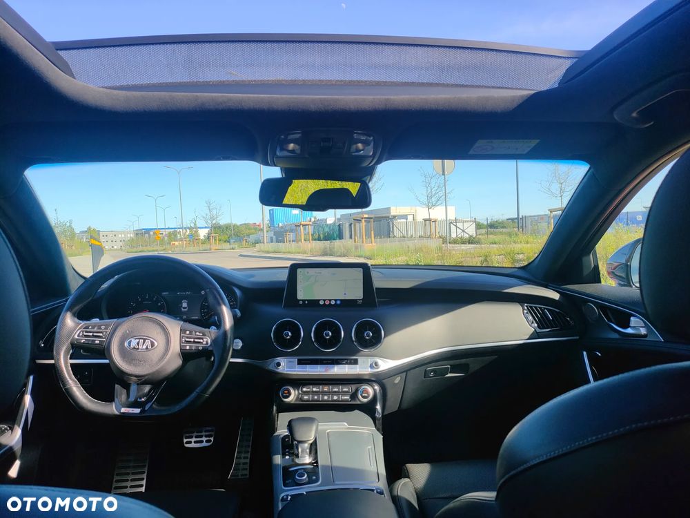 Kia Stinger - 28