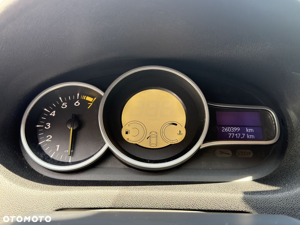 Renault Megane - 8
