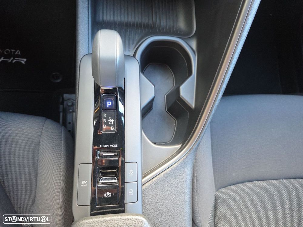 Toyota C-HR - 15