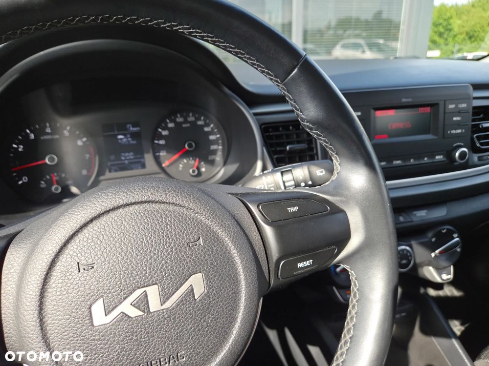 Kia Rio 1.2 M - 13
