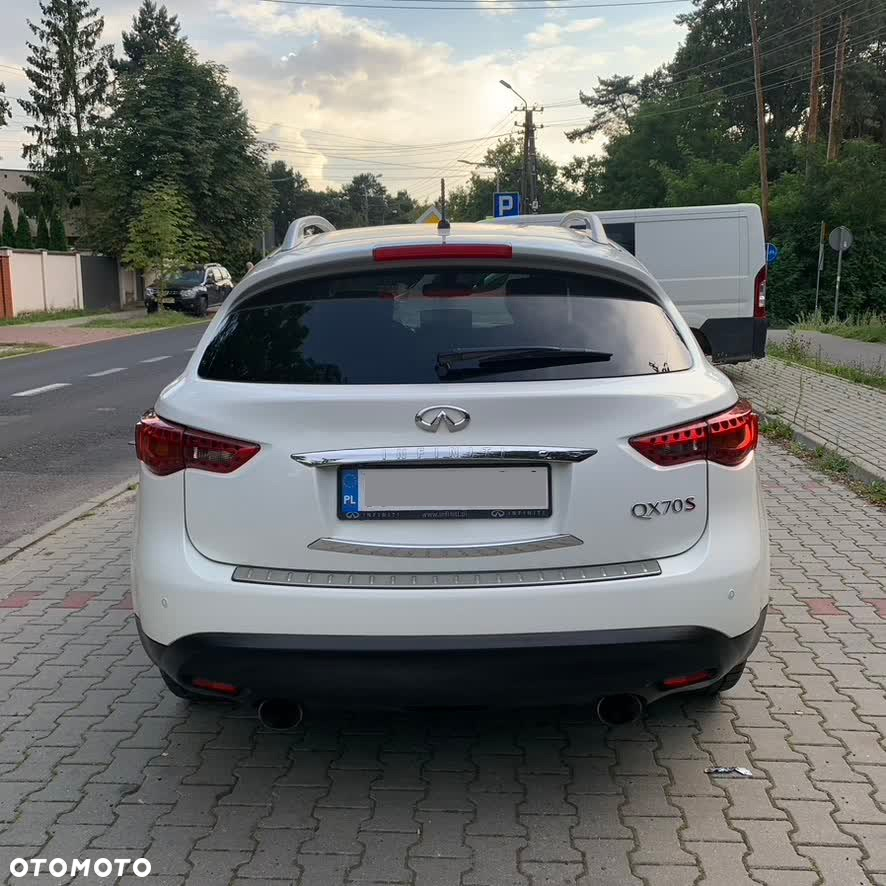 Infiniti QX70 3.7 S Premium - 6