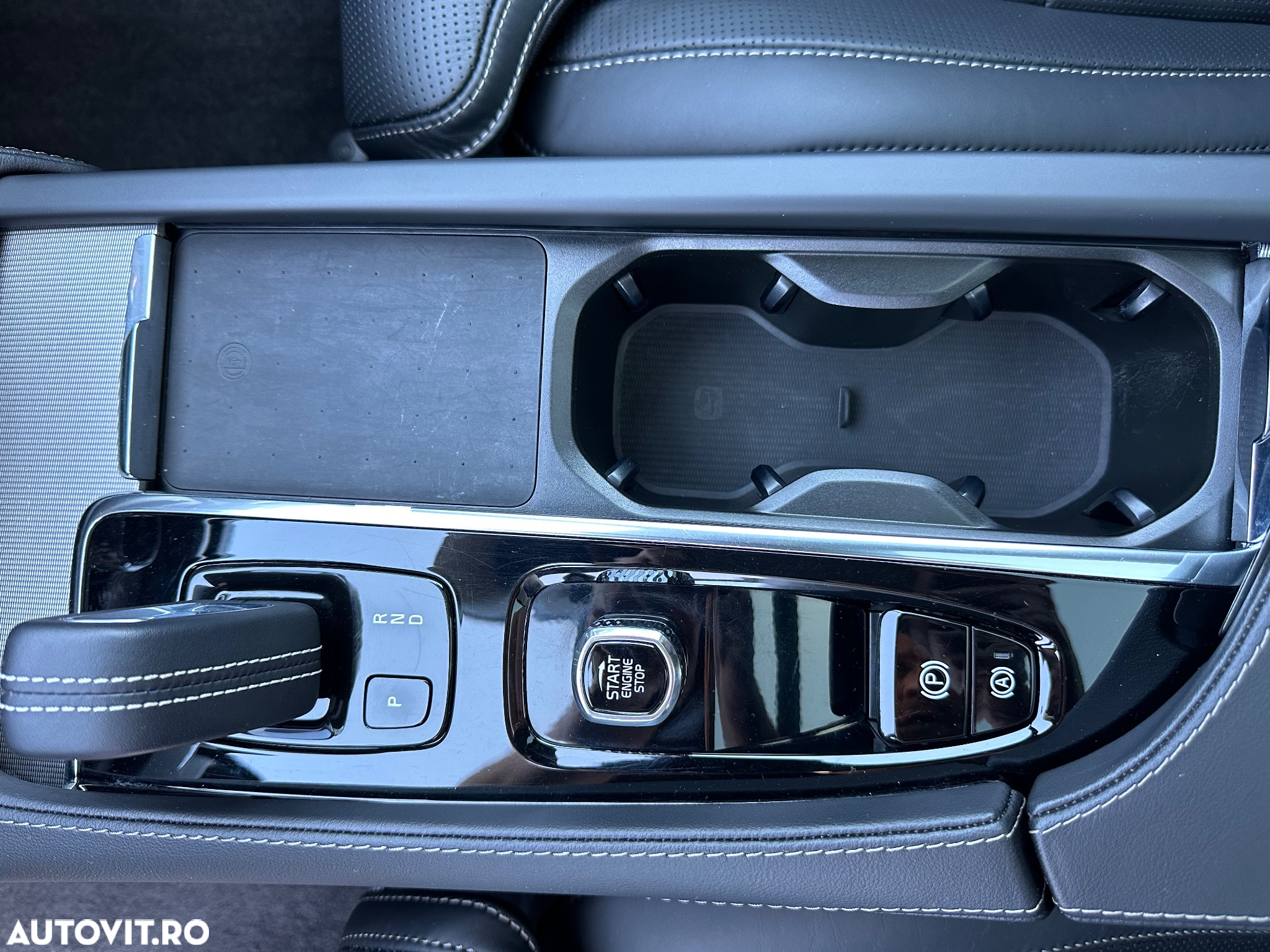Volvo XC 90 B5 MHEV AWD 5 locuri R-Design - 28