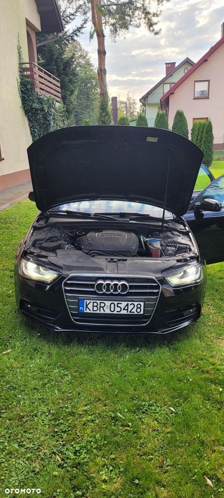 Audi A4 Limousine - 6