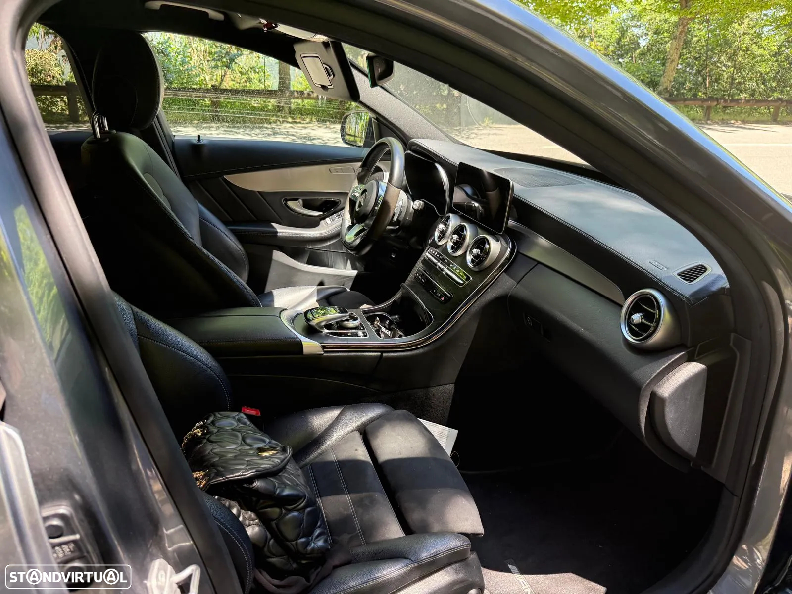 Mercedes-Benz C 300 de AMG Line - 9