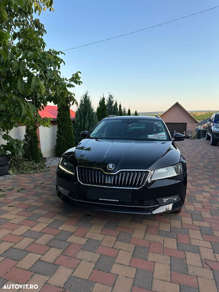 Skoda Superb 2.0 TDI DSG Sportline - 4