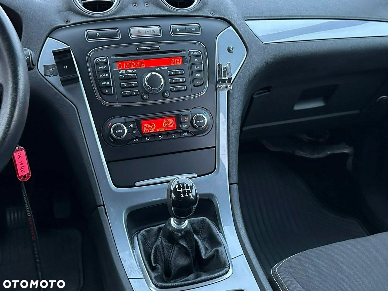Ford Mondeo 1.6 T Ambiente - 16