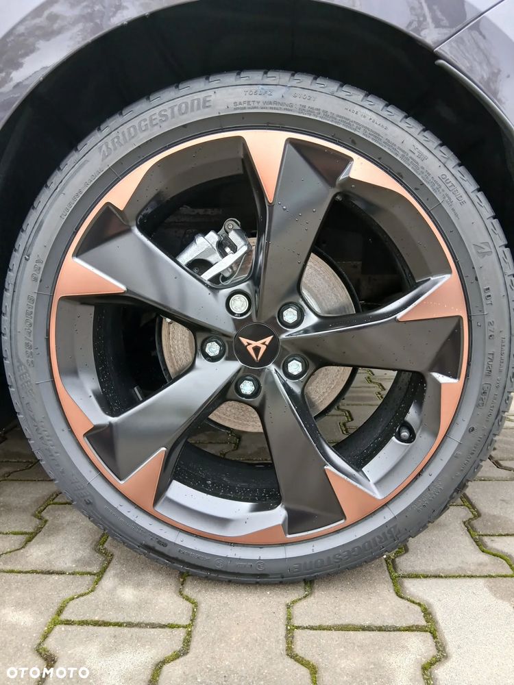 Cupra Leon 1.5 eTSI DSG - 10