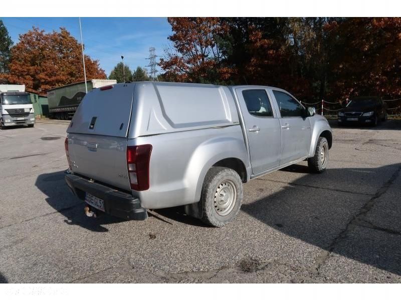 Isuzu D-Max - 6
