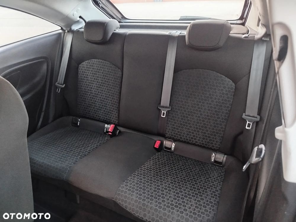 Opel Corsa 1.4 Enjoy - 20
