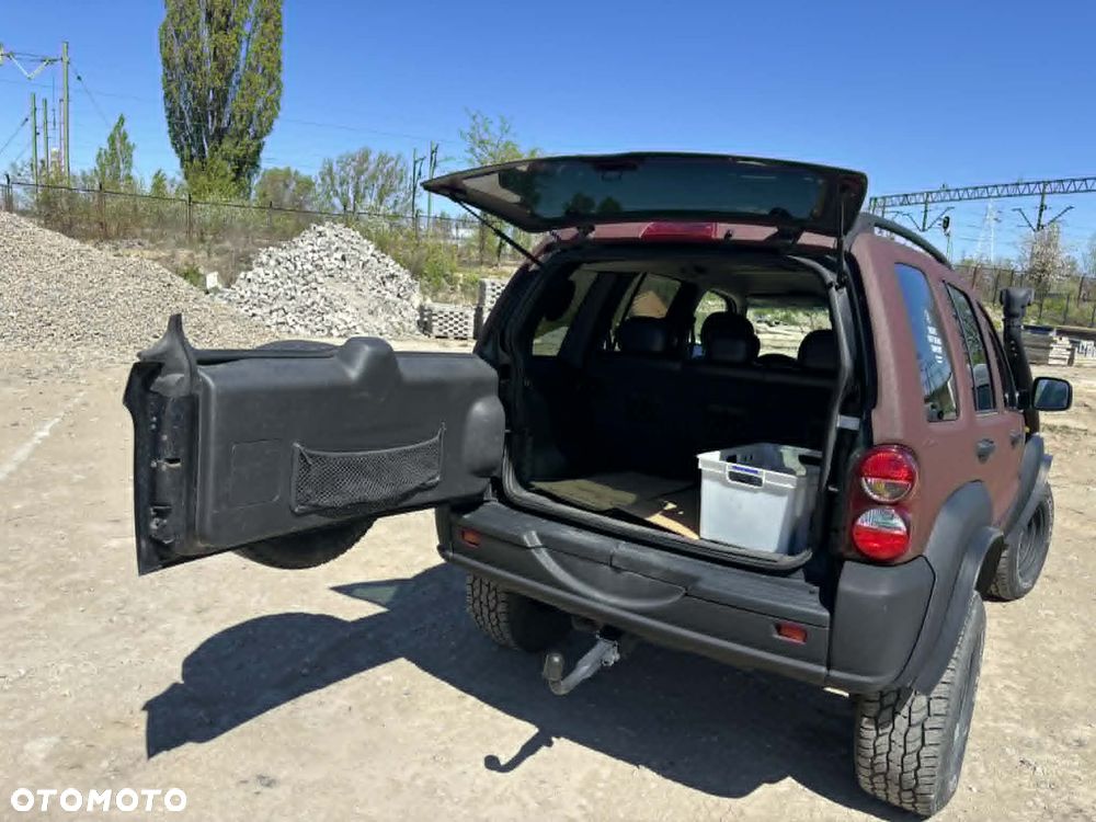 Jeep Cherokee - 2