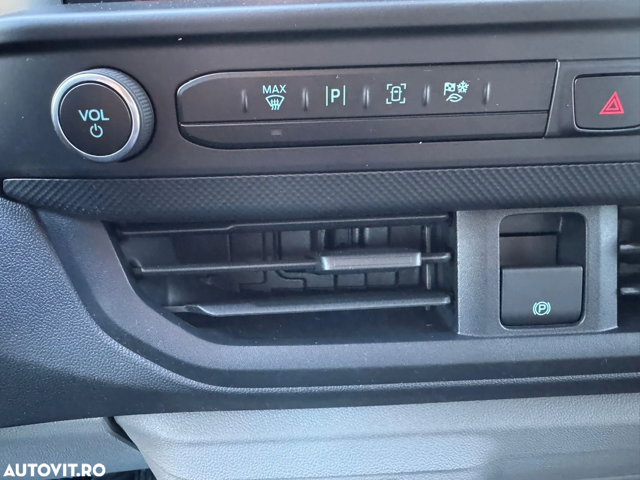 Ford Transit Custom DCIV 320L (L2H1) - 17