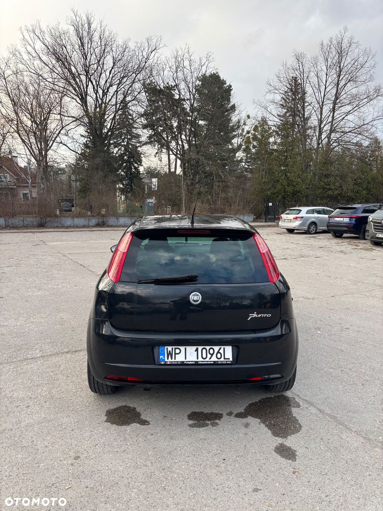 Fiat Punto 1.4 16V Dynamic - 3