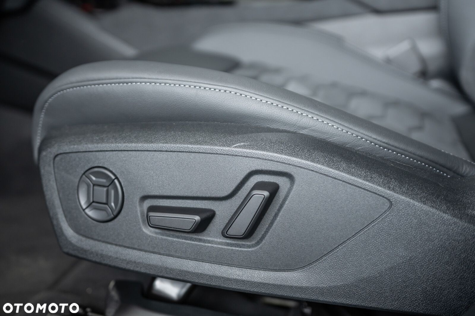 Audi A6 Sportback e-tron - 12