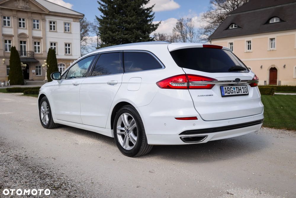 Ford Mondeo 2.0 EcoBlue Titanium - 12