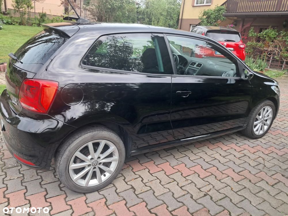Volkswagen Polo 1.2 TSI Blue Motion Technology beats - 18