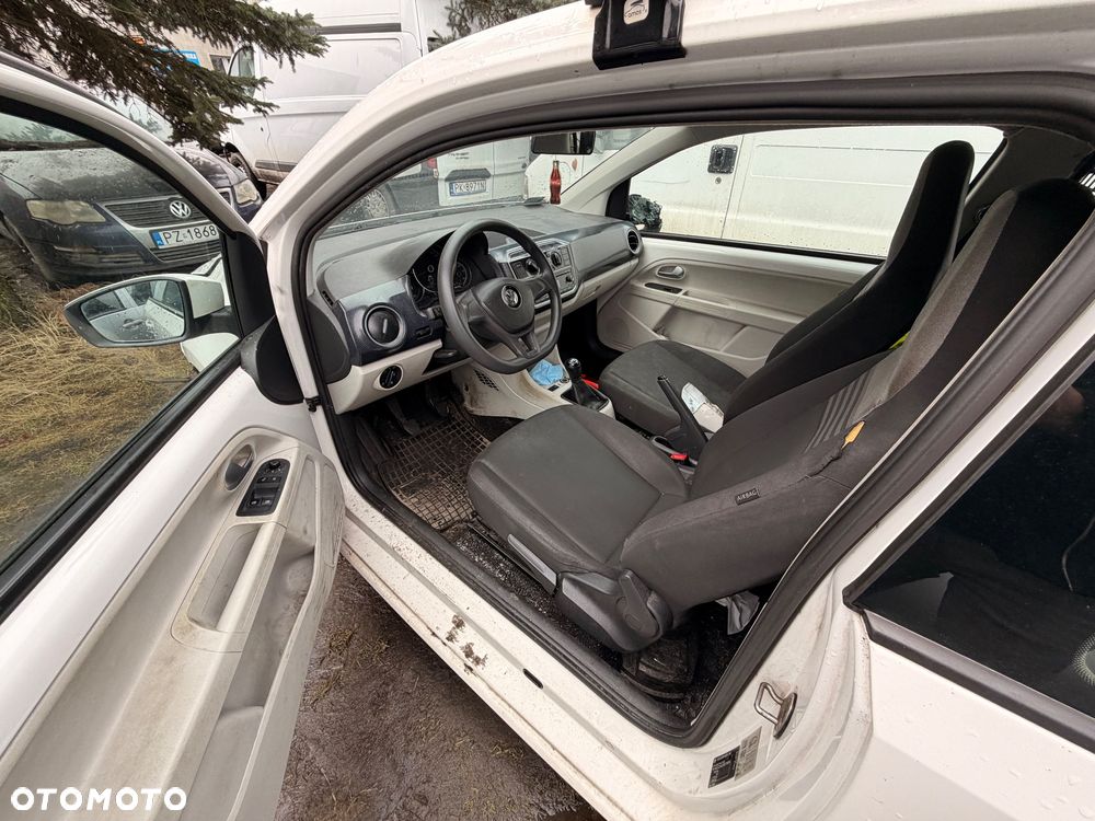 Volkswagen up! 1.0 move - 4