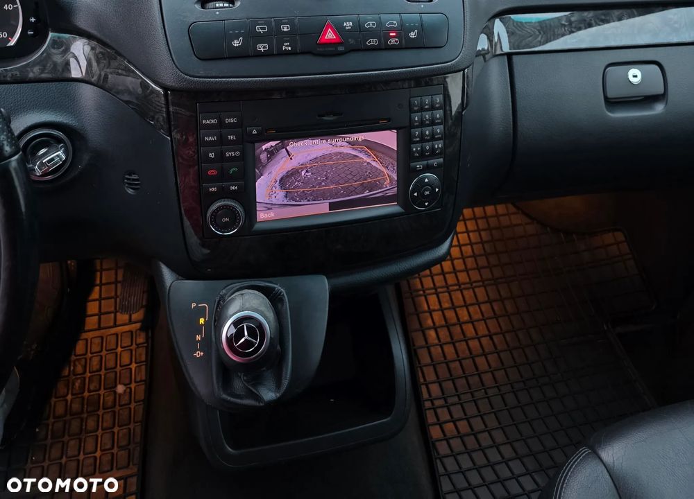 Mercedes-Benz Viano 3.0 CDI Ambiente (d³ugi) - 17