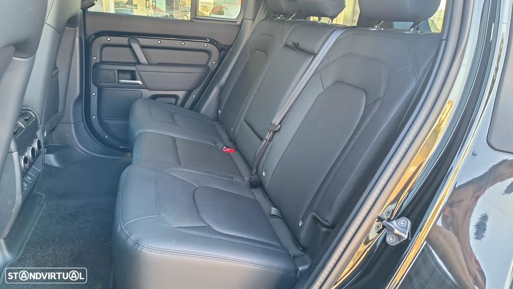 Land Rover Defender 2.0 P300e 110 AWD X-Dynamic SE - 20