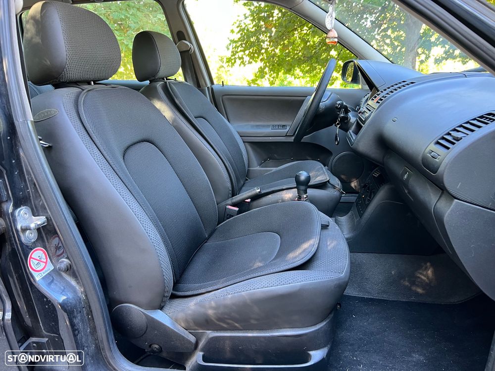 VW Polo 1.4 TDi Confortline - 9