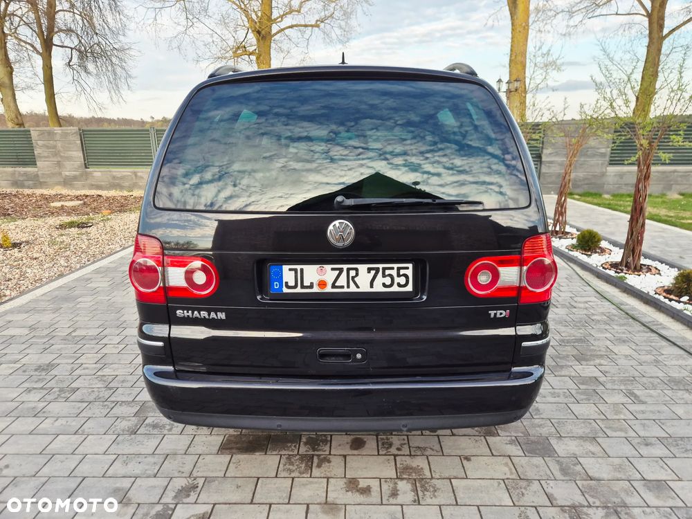 Volkswagen Sharan 1.9 TDI Automatik Highline - 10