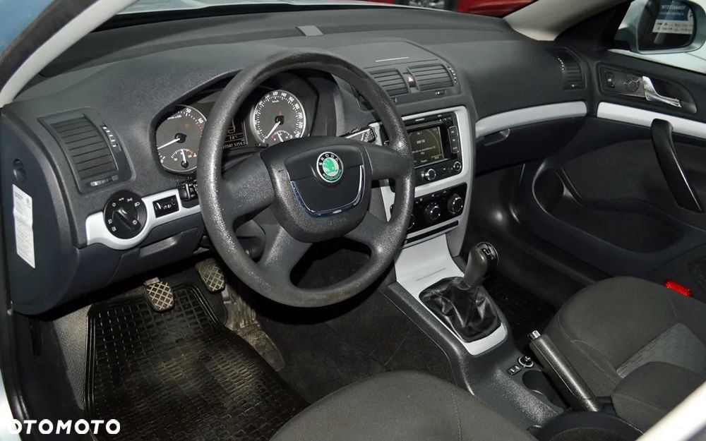 Skoda Octavia - 30