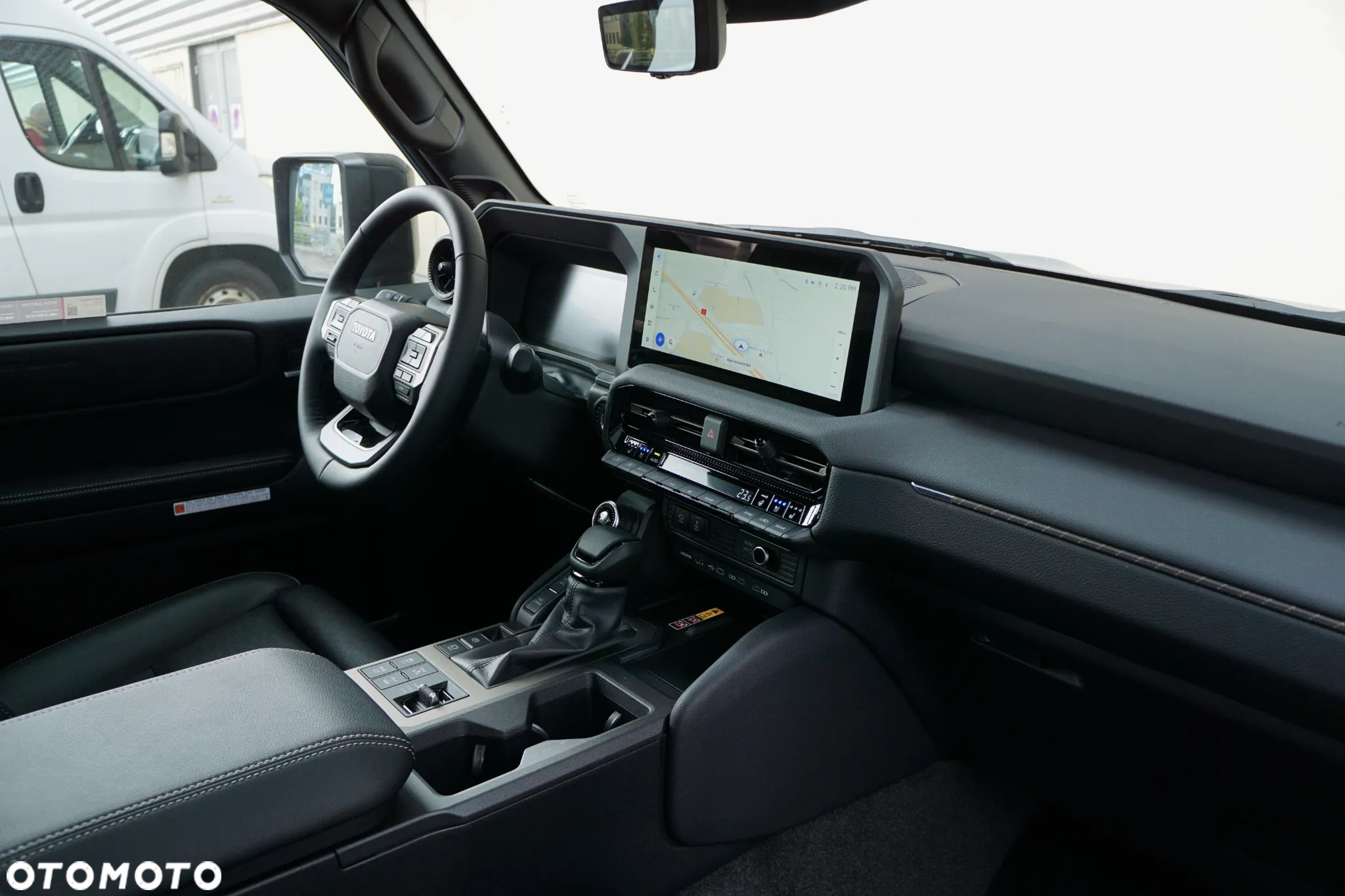 Toyota Land Cruiser - 25