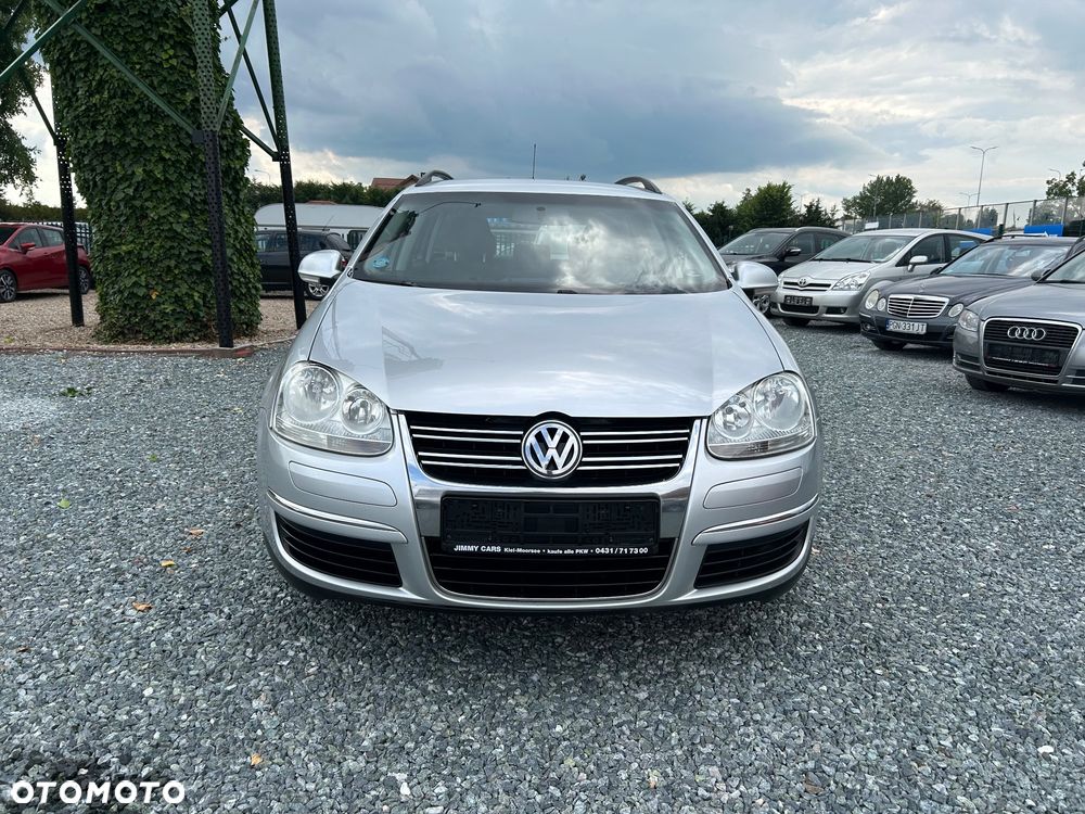 Volkswagen Golf - 2