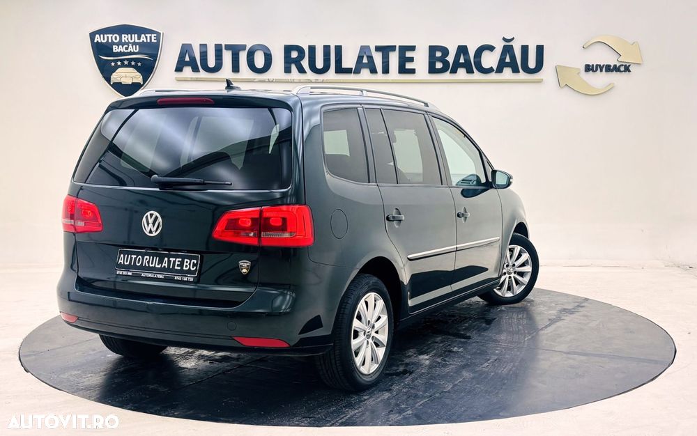 Volkswagen Touran - 6