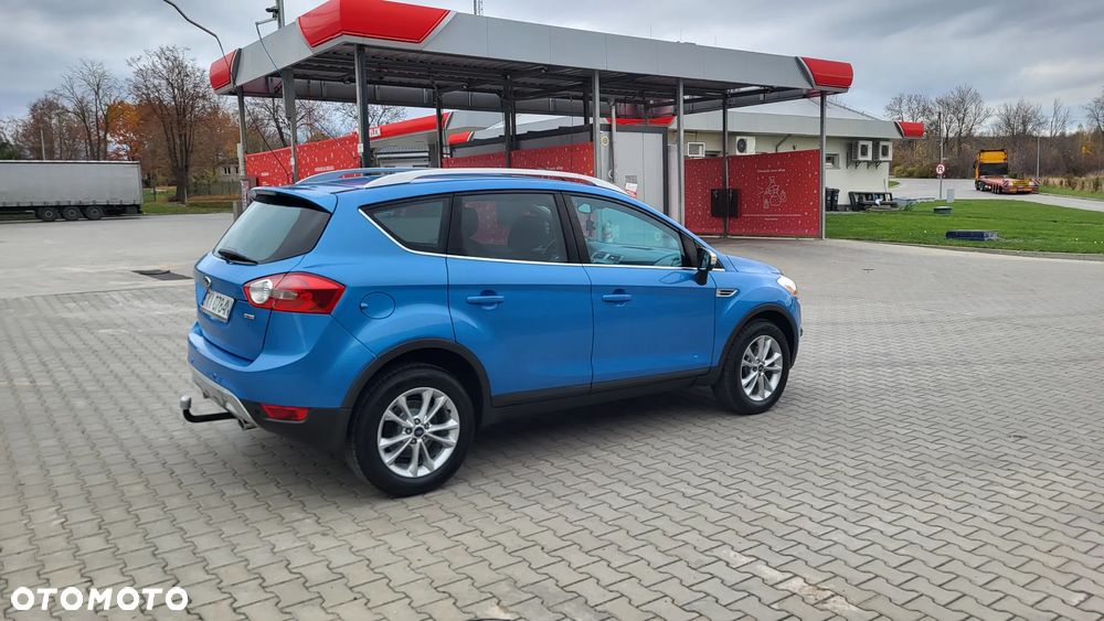 Ford Kuga 2.0 TDCi 4x4 Titanium - 10