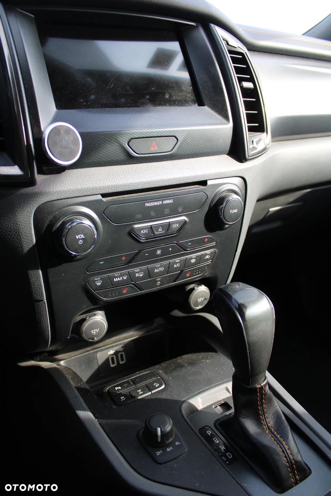 Ford Ranger 3.2 TDCi 4x4 DC Wildtrak EU6 - 24