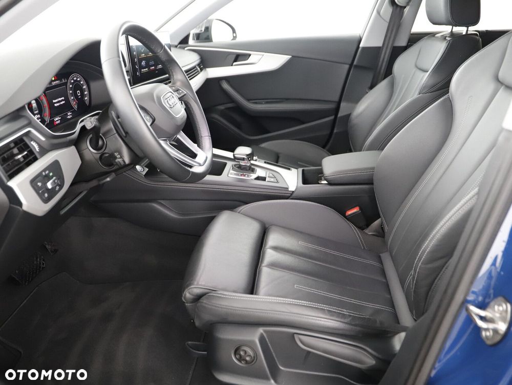 Audi A4 Limousine - 12