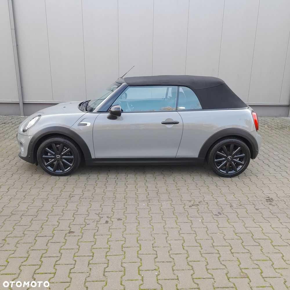 MINI Cooper Sidewalk Edition - 10