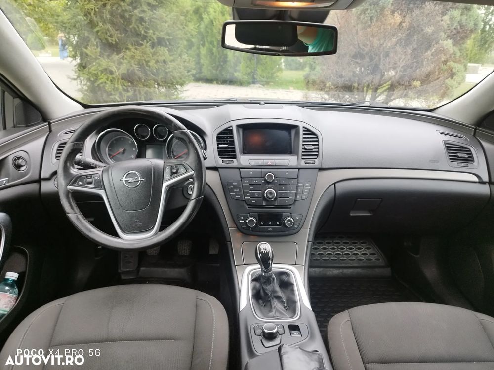 Opel Insignia 2.0 CDTI Sports Tourer - 8