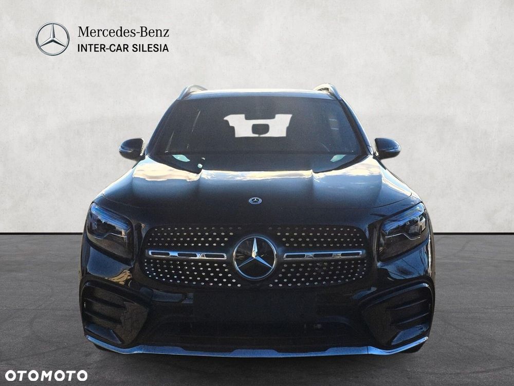 Mercedes-Benz GLB - 2