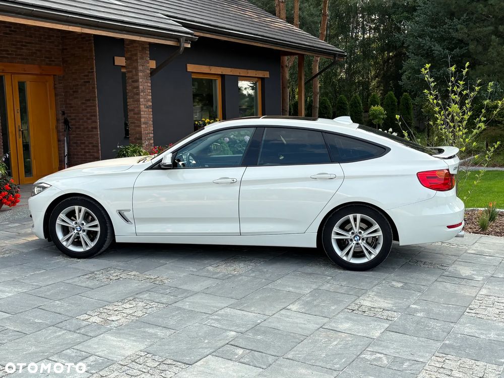 BMW 3GT 320d Sport-Aut Luxury Line - 14