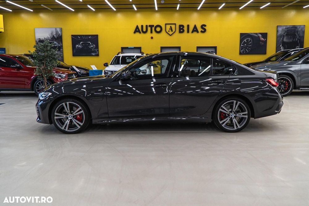 BMW Seria 3 330e Aut. M Sport - 17